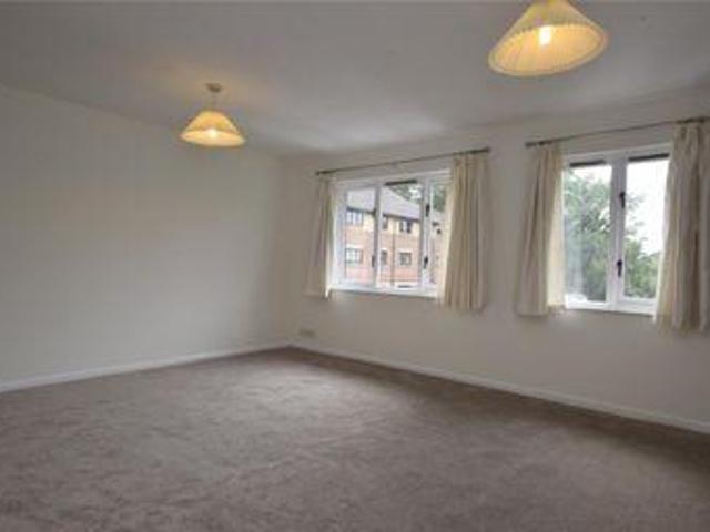 House for rent in Surrey