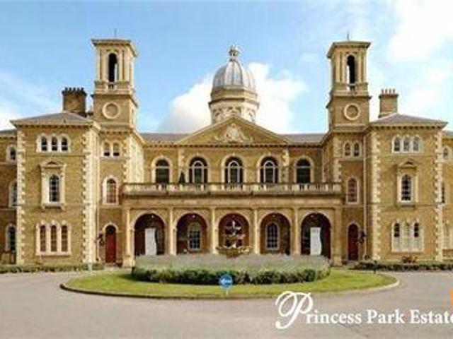 House for rent in Lyons, Greater London