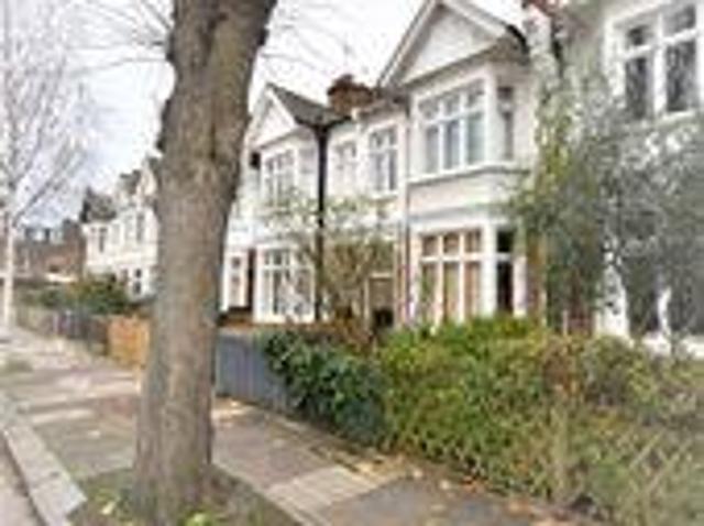 House for rent in Lyons, Greater London