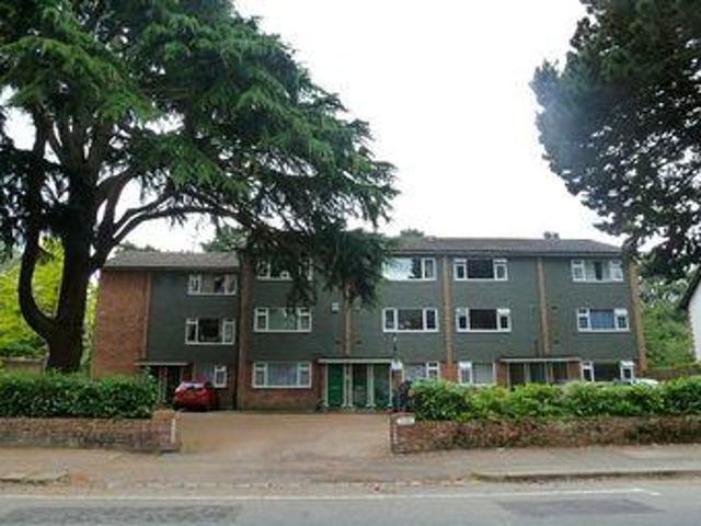 House for rent in Red Hill, Surrey