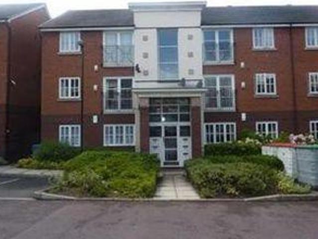 House for rent in Calderstones