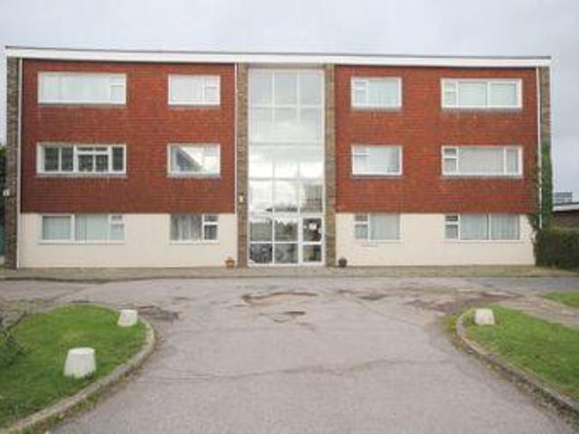 House for rent in Fishersgate, West Sussex