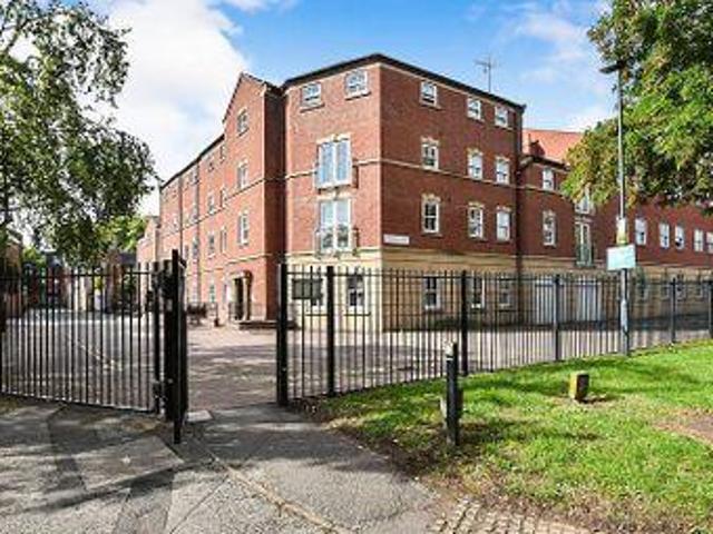 House for rent in Derby, East Midlands