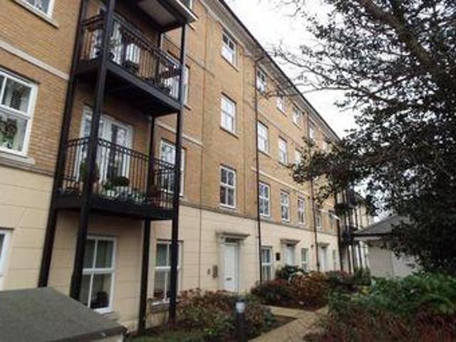 House for rent in Navestock Side