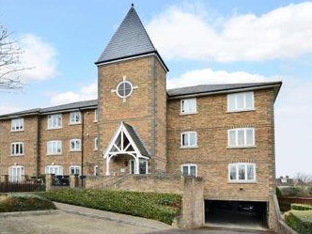 House for rent in Worcester Park, Greater London