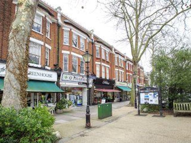 House for rent in Richmond Hill, Deepcut