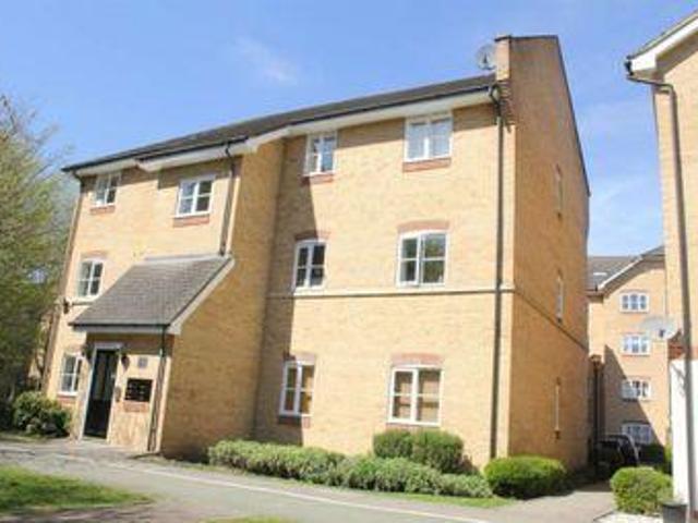 House for rent in Pouchen End, Hertfordshire
