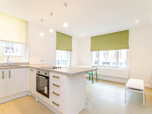 Apartment for rent in Lyons, Greater London