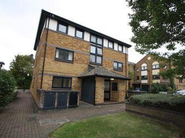 House for rent in Lyons, Greater London