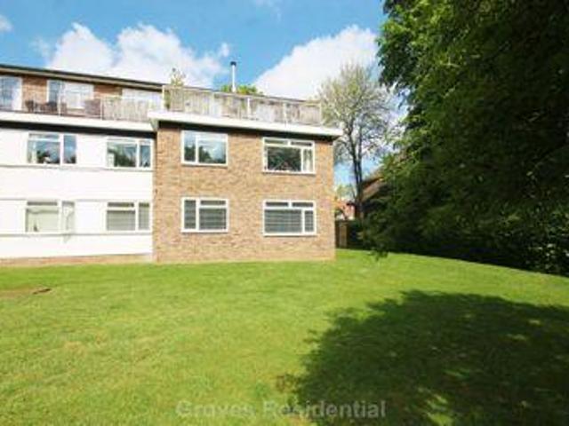 House for rent in Worcester Park, Greater London