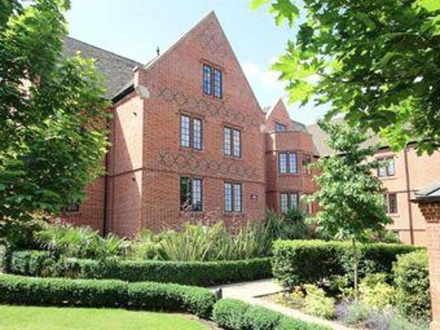 House for rent in Navestock Side