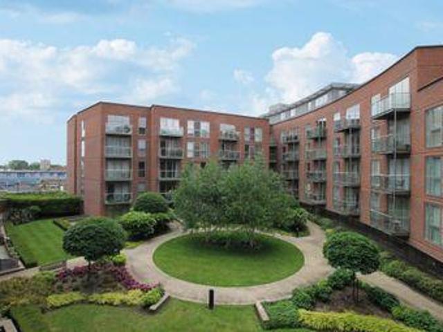 House for rent in Ashley Park, Surrey