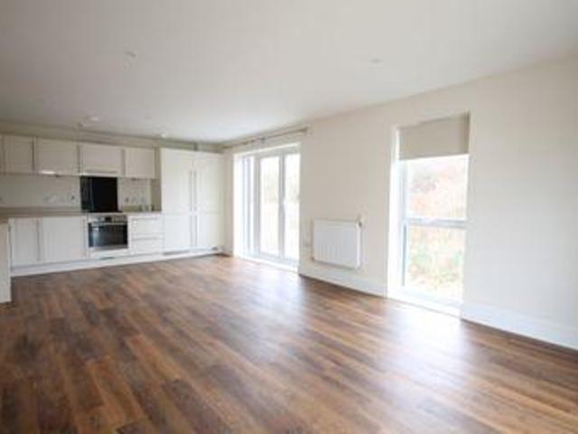 House for rent in Redhill, Reigate and Banstead