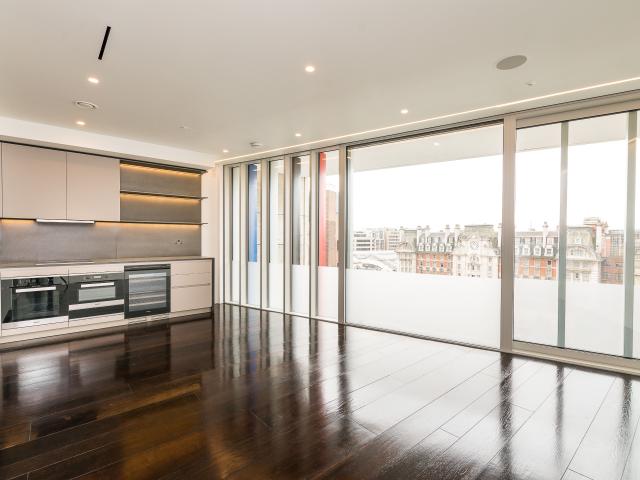 Apartment for rent in Victoria, Greater London