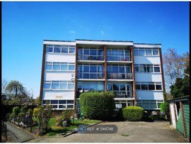House for rent in Navestock Side