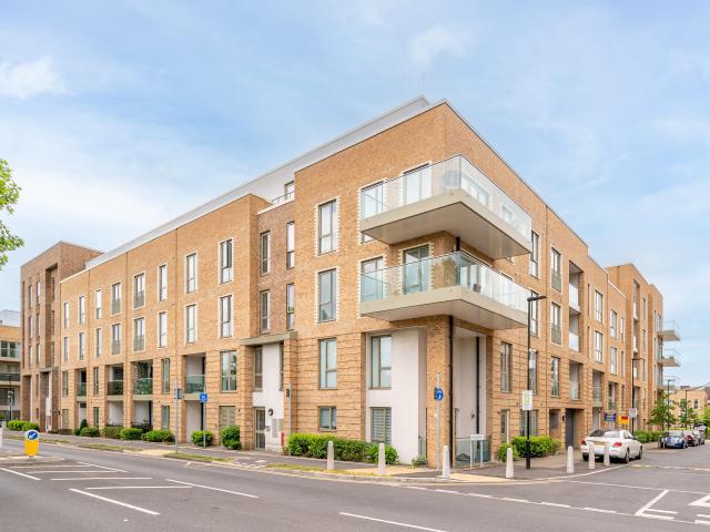 Apartment for rent in Mill Hill, Greater London
