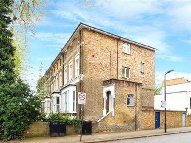 House for rent in Lyons, Greater London