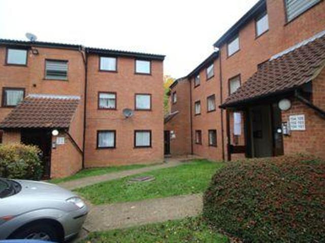 House for rent in Pouchen End, Hertfordshire