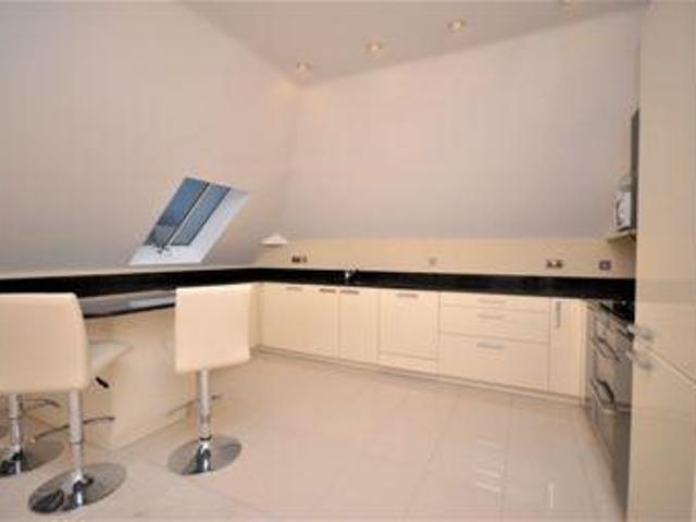 House for rent in Fole, Surrey