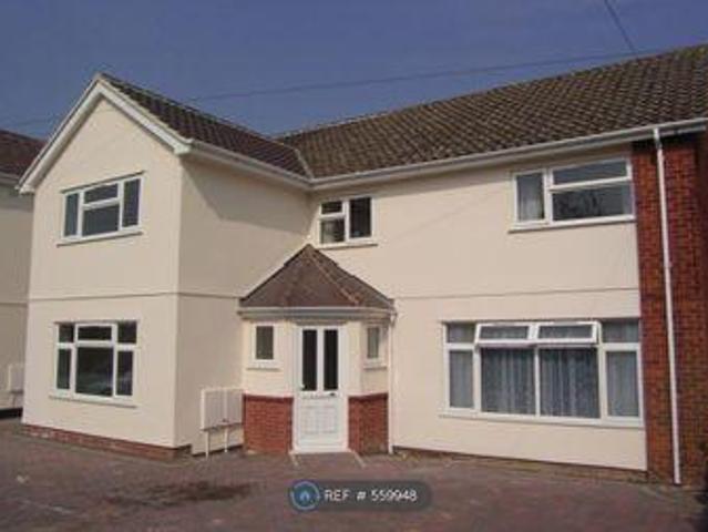 House for rent in Navestock Side