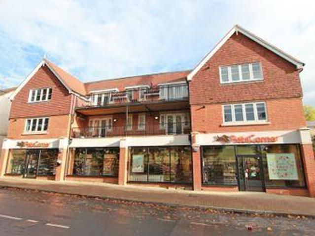 House for rent in Red Hill, Surrey