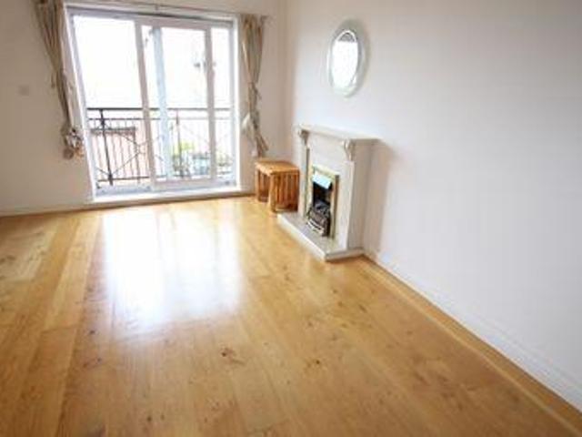 House for rent in Calderstones