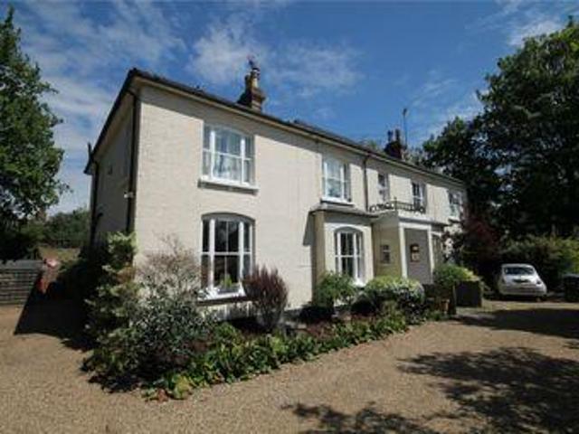 House for rent in Staines, Surrey