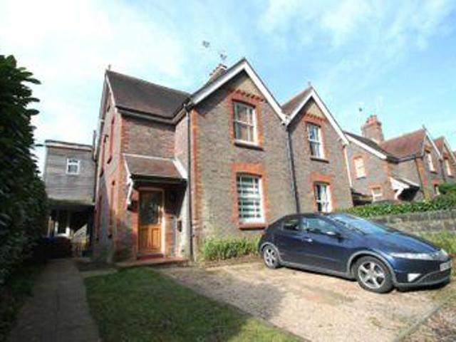 House for rent in Perryfields, West Sussex