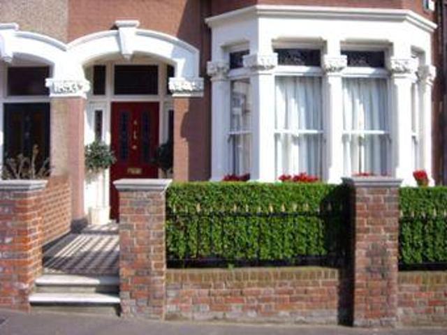 House for rent in Alton Barnes, Essex