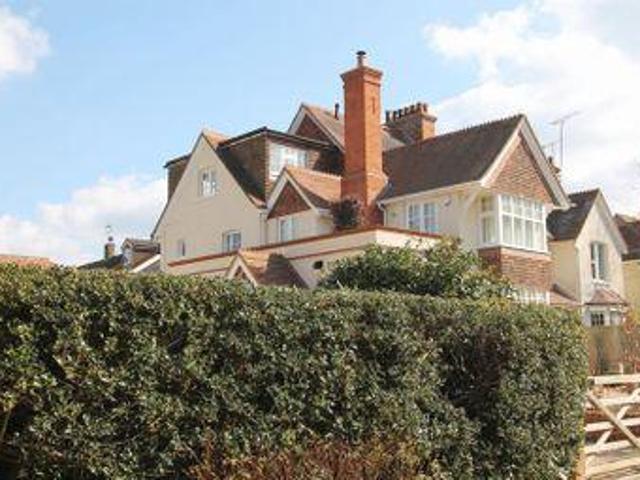 House for rent in Guildford, Surrey