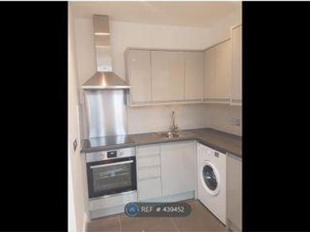 House for rent in Surrey