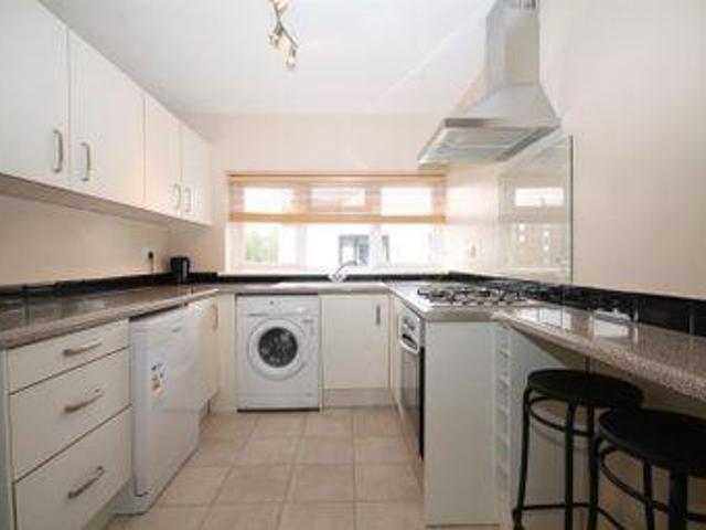 House for rent in Surrey
