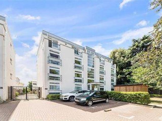 House for rent in Sutton Green, Woking