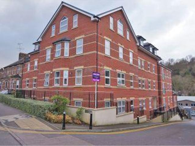 House for sale in Hillview, Surrey