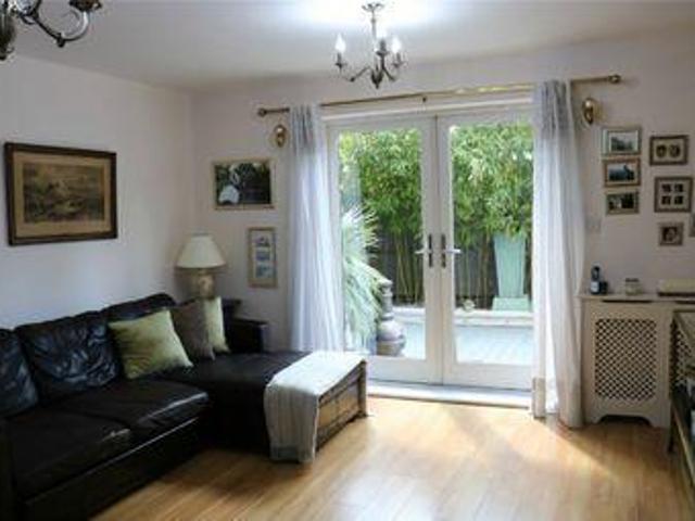 House for sale in Northolt, Greater London
