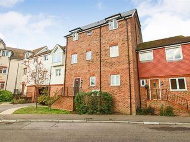House for sale in The Butts, Kent