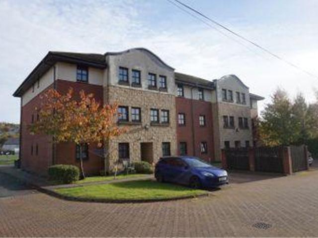 House for sale in Alexandria, Scotland