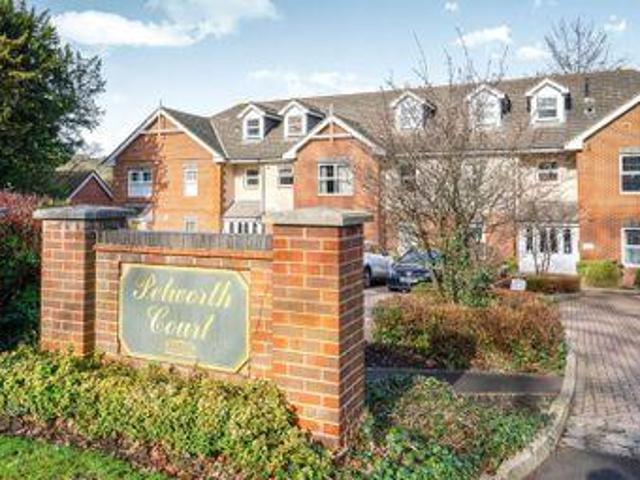 House for sale in Heol-las, Surrey