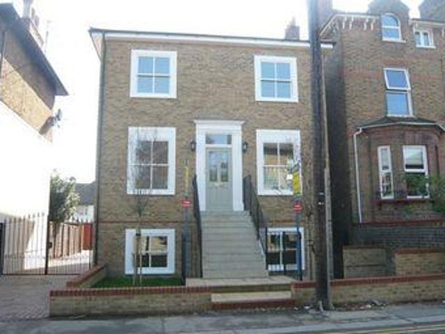 House for sale in Isleworth, Greater London
