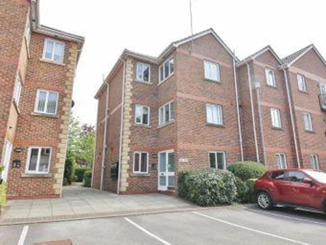 House for sale in Calderstones