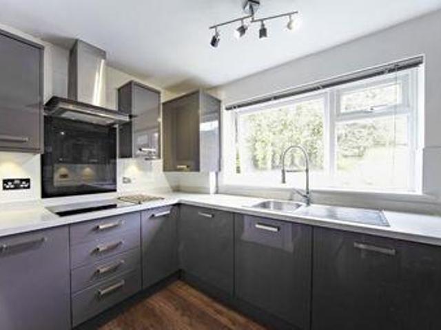 House for sale in Hillview, Surrey