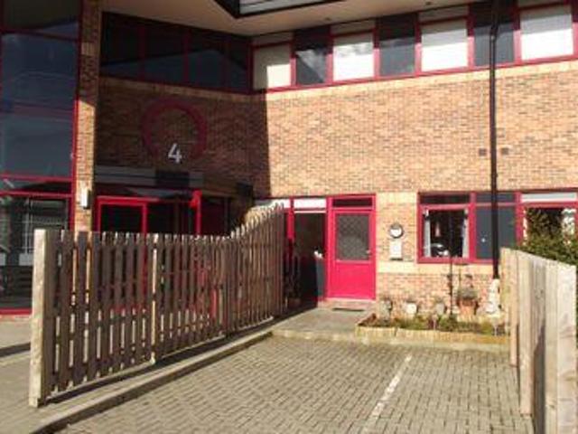 House for sale in High Field, York