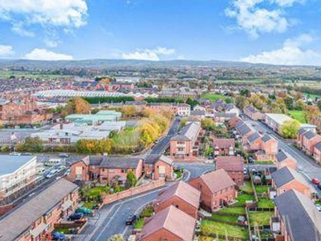 House for sale in Higher Bartle, Lancashire