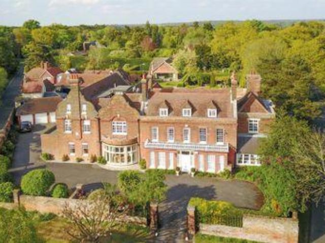 House for sale in Navestock Side, Essex