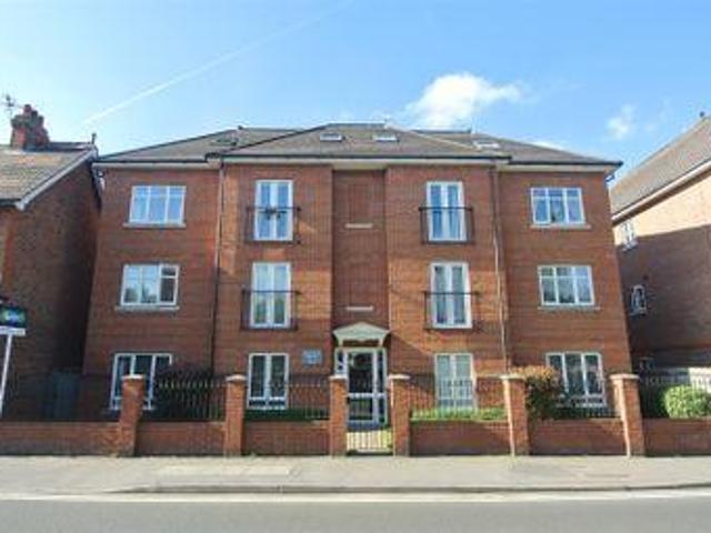 House for sale in Weybridge, Elmbridge