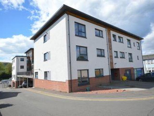 House for sale in Alexandria, Scotland