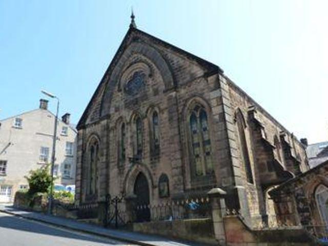 House for sale in Froggatt, East Midlands