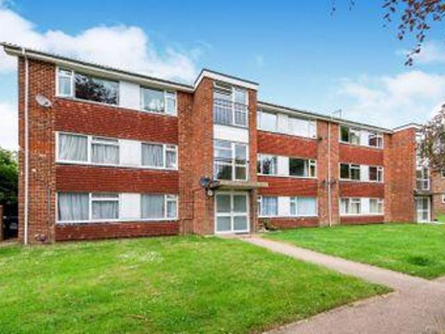 House for sale in Hillview, Surrey