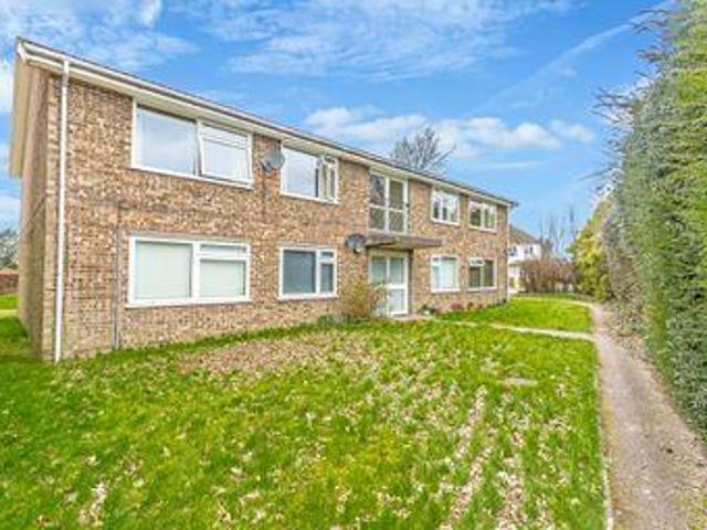 House for sale in Hillview, Surrey