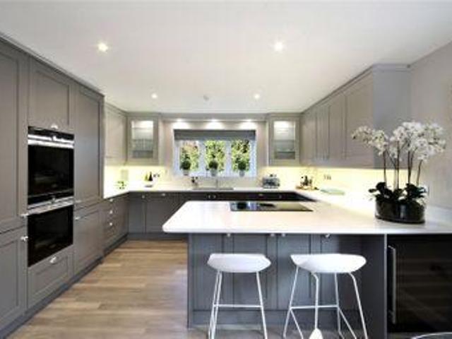 House for sale in Beaconsfield, Penn Bottom